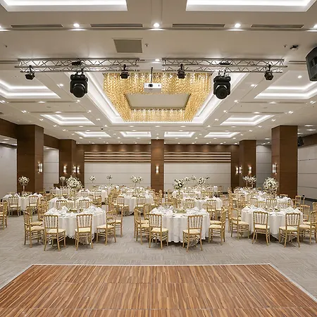 Radisson Blu Cankaya 5*