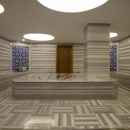 Radisson Blu Cankaya فندق