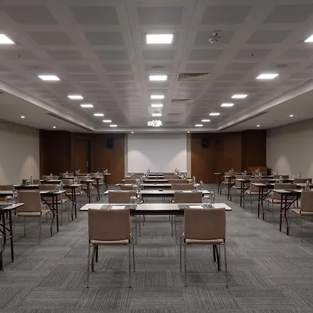 Отель Radisson Blu Cankaya