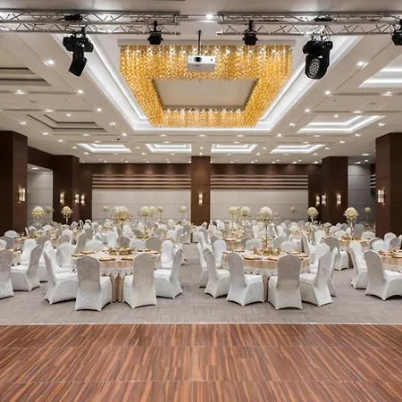 酒店 Radisson Blu Cankaya